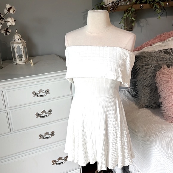 Off White Cream Dress B Original Boutique Knit A Line Medium Women Fit and Flare - Picture 8 of 12